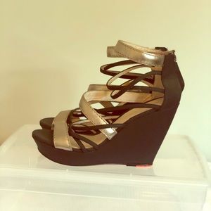 Joes Summer Wedges
